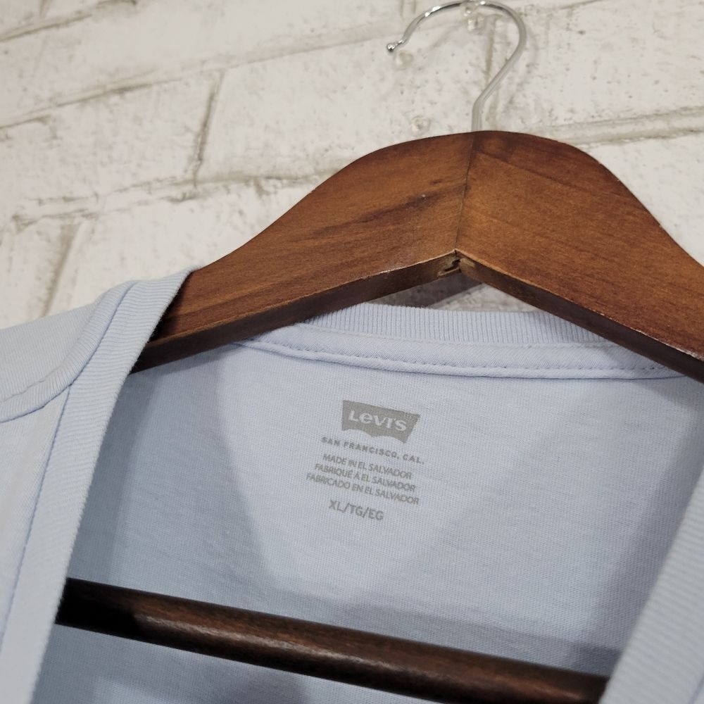 Levis "hang loose" graphic tee - Picture 7 of 11